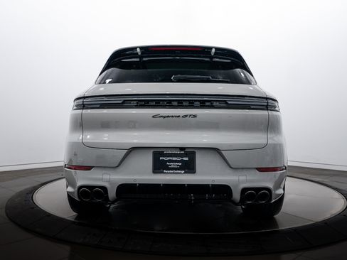 New 2026 Porsche Cayenne GTS image 6