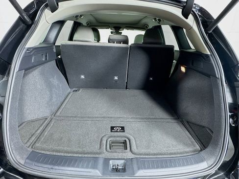 Certified 2025 INFINITI QX50 Luxe w/ Accent Package image 32