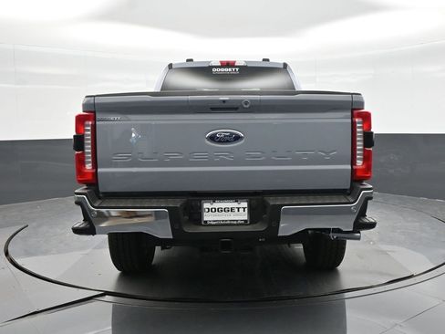 New 2026 Ford F250 Lariat w/ Chrome Package image 5