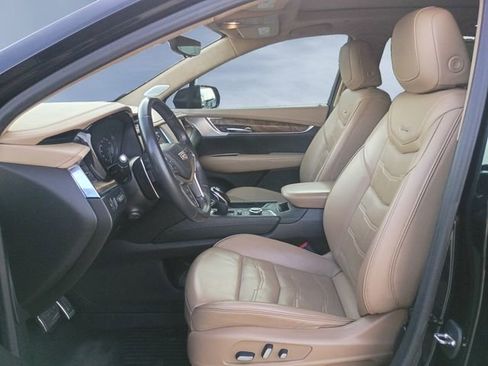 Used 2023 Cadillac XT5 Sportv w/ Platinum Package image 9