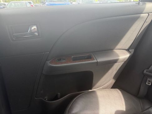 Used 2008 Ford Taurus Limited FWD image 34