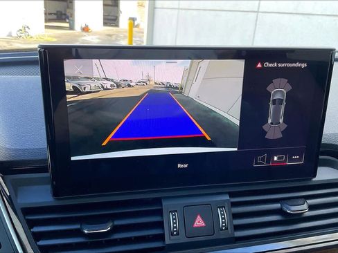 Used 2023 Audi Q5 2.0T Premium image 25