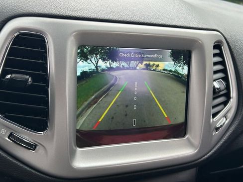 Certified 2021 Jeep Compass 80th Special Edition image 24