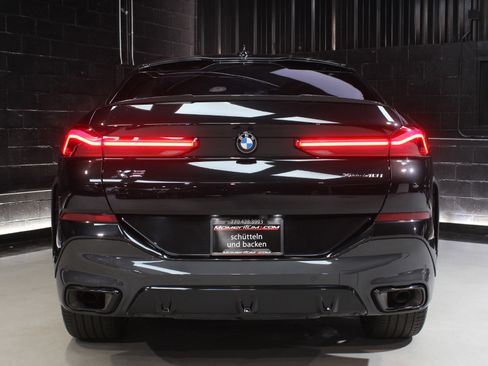 Used 2023 BMW X6 xDrive40i w/ M Sport Package image 11