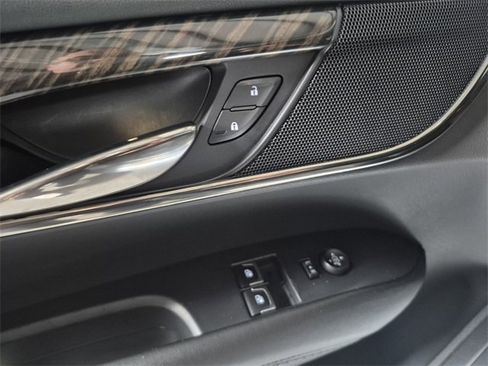 Used 2017 Cadillac ATS 2.0T Coupe image 16