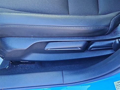 Used 2025 Honda Civic Sport image 17