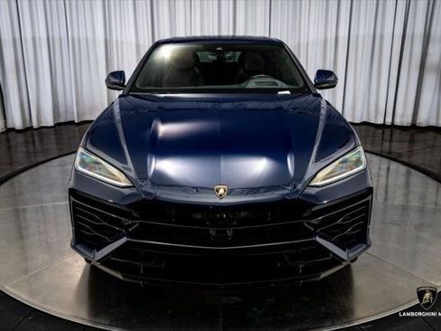 Used 2025 Lamborghini Urus SE AWD/4WD image 4