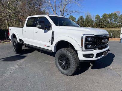 New 2026 Ford F250 Lariat w/ Black Appearance Package