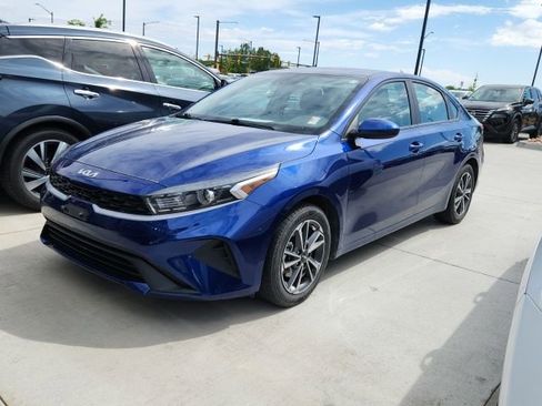 Used 2022 Kia Forte LXS FWD image 1