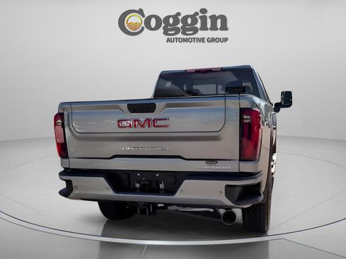 New 2026 GMC Sierra 3500 Denali w/ Technology Package image 7