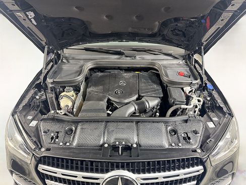 Used 2024 Mercedes-Benz GLE 450e 4MATIC w/ Warmth & Comfort Package image 39