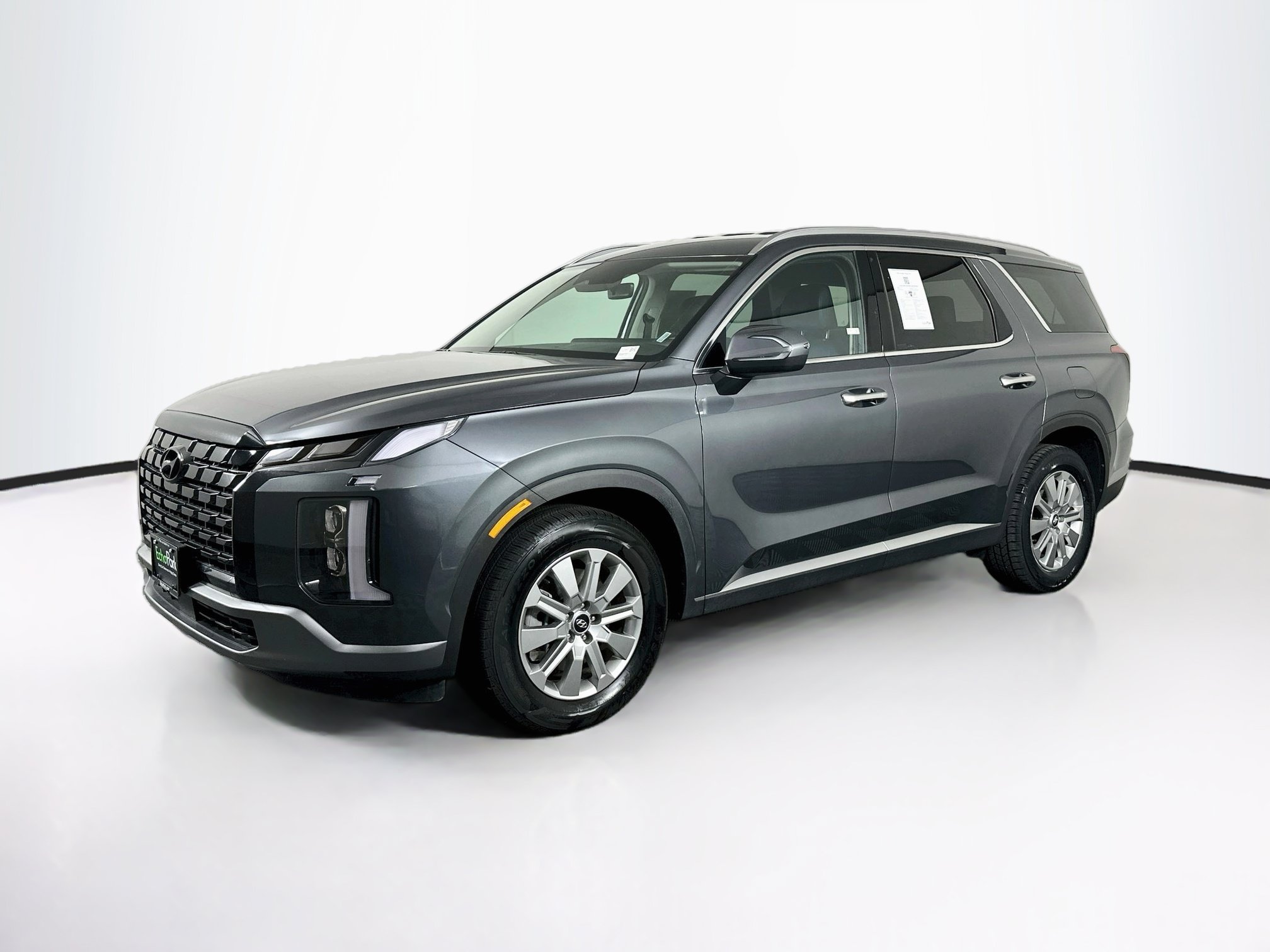 Used 2025 Hyundai Palisade SEL FWD image 3