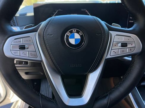 Used 2023 BMW X7 xDrive40i w/ Premium Package AWD/4WD image 15