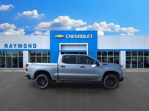 New 2026 Chevrolet Silverado 1500 LT Trail Boss w/ Convenience Package II AWD/4WD image 2