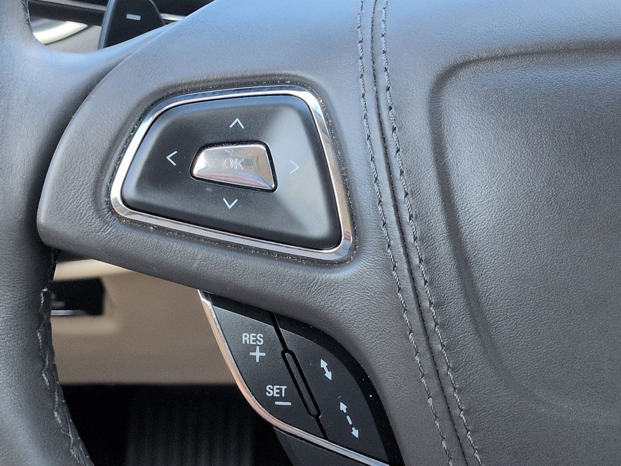 Certified 2019 Lincoln MKZ Reserve FWD image 25