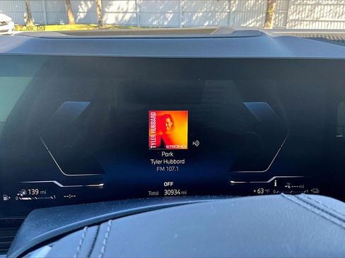 Used 2025 BMW X5 xDrive50e image 25