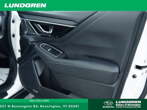 Used 2024 Subaru Outback Limited AWD/4WD image 8