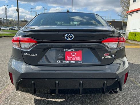 Certified 2024 Toyota Corolla SE w/ SE Package FWD image 6