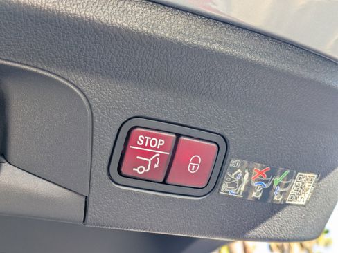 New 2025 Mercedes-Benz GLE 53 AMG 4MATIC Coupe image 13