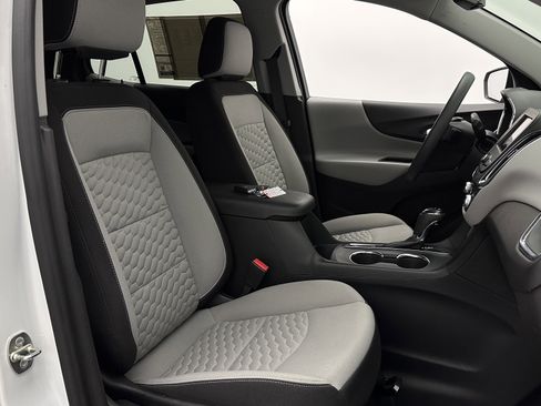 Used 2021 Chevrolet Equinox LS w/ LS Convenience Package FWD image 34