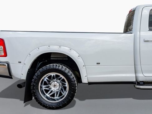 Used 2022 RAM 3500 Big Horn image 6