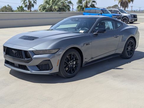 New 2026 Ford Mustang GT RWD image 5