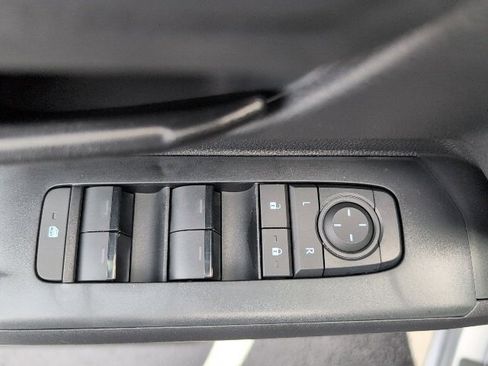 New 2025 Toyota Tacoma SR5 image 13