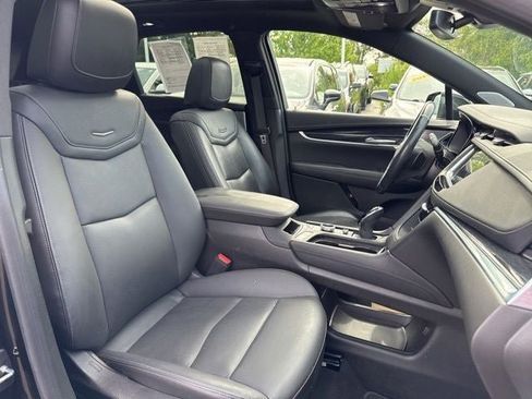 Certified 2023 Cadillac XT5 Premium Luxury FWD image 29