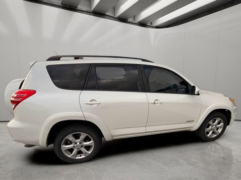 Used 2009 Toyota RAV4 Limited AWD/4WD image 4
