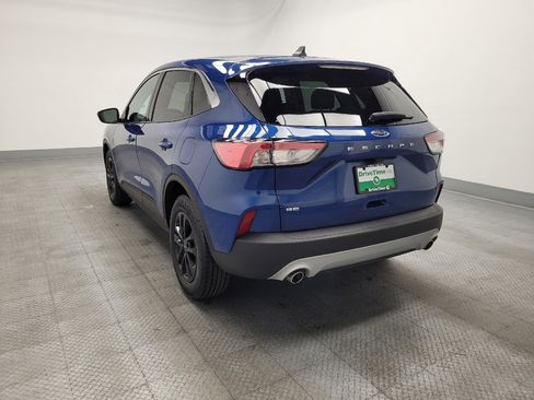 Used 2022 Ford Escape SE FWD image 5