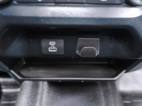 Used 2022 Ford F150 XLT w/ XTR Package image 19