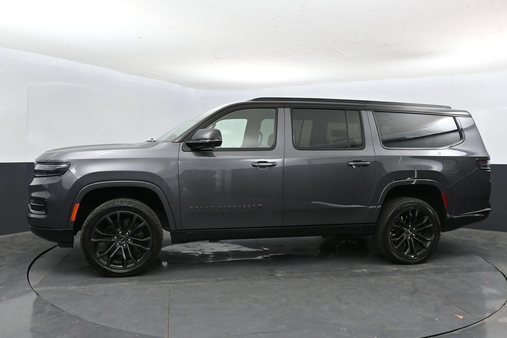 Used 2024 Jeep Grand Wagoneer L Series II w/ Quick Order Packagew 28T AWD/4WD image 9