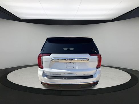 Used 2021 GMC Yukon SLT w/ SLT Premium Package AWD/4WD image 6