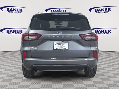 Used 2023 Ford Escape ST-Line image 6