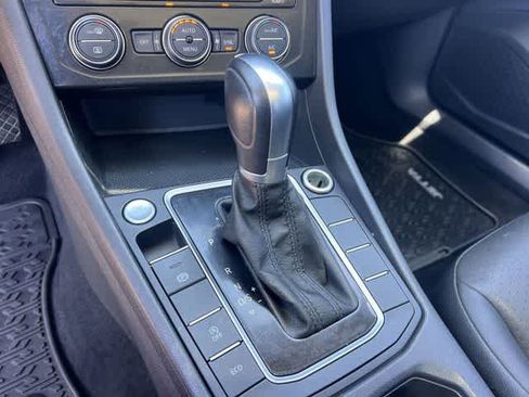 Used 2019 Volkswagen Jetta SE FWD image 16
