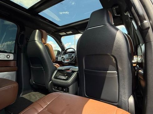 Used 2022 Lincoln Navigator Reserve image 21