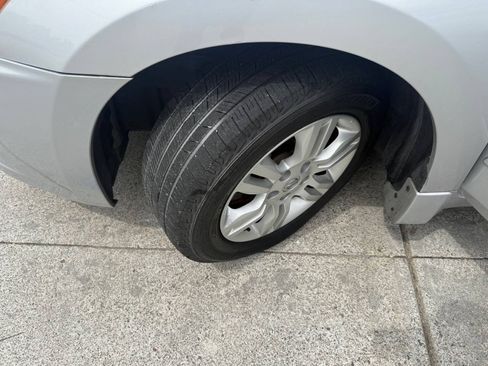 Used 2011 Nissan Altima 2.5 S w/ Special Edition Pkg FWD image 20