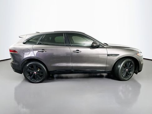 Used 2023 Jaguar F-PACE S image 8