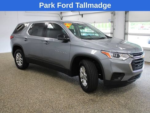 Used 2021 Chevrolet Traverse LS FWD image 7