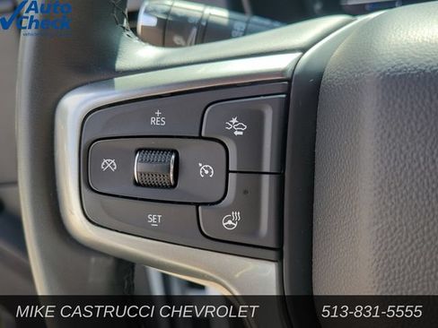 Used 2024 Chevrolet Tahoe Premier AWD/4WD image 16