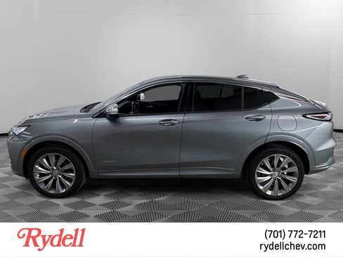 Used 2025 Buick Envista Avenir FWD image 2