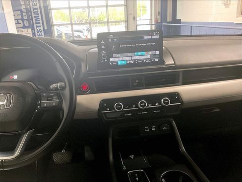 Used 2023 Honda Pilot EX-L image 19