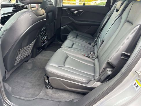Used 2022 Audi Q7 3.0T Premium Plus image 11