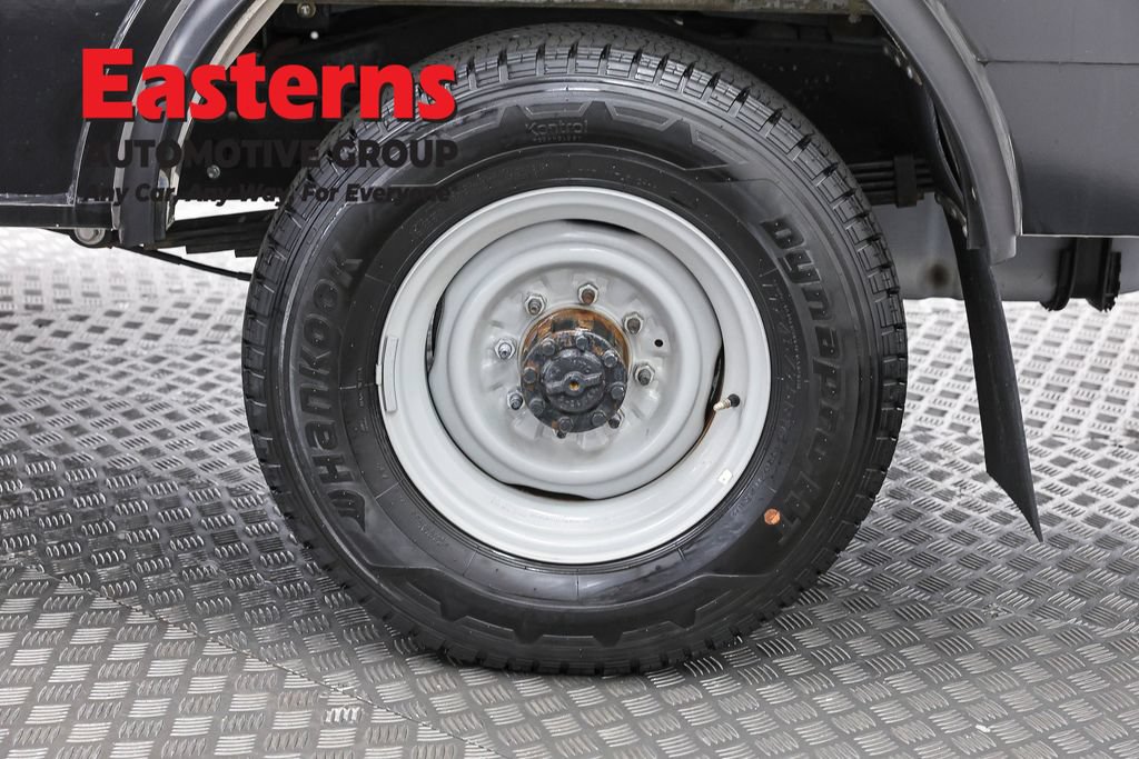 Used 2023 Ford E-350 and Econoline 350 Super Duty w/ Power Windows & Locks Group RWD image 32