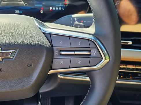 New 2026 Chevrolet Equinox ACTIV w/ Convenience Package III AWD/4WD image 25