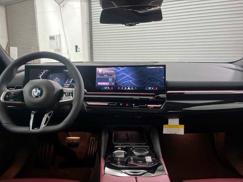 New 2026 BMW 530i xDrive w/ M Sport Package AWD/4WD image 10
