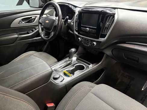 Used 2019 Chevrolet Traverse LT image 43