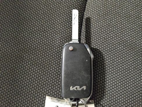 Used 2024 Kia Forte LXS FWD image 32