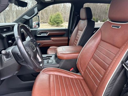 Used 2024 GMC Sierra 2500 Denali Ultimate AWD/4WD image 12
