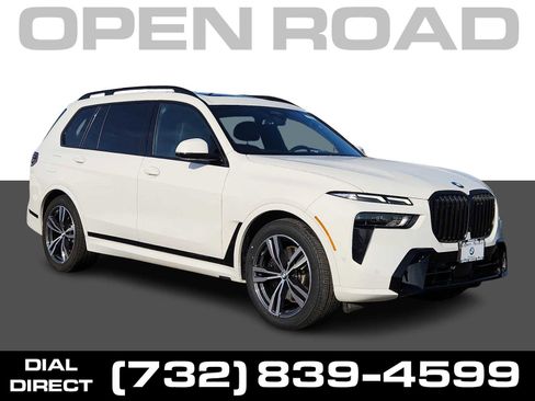 Certified 2024 BMW X7 xDrive40i w/ M Sport Package image 1